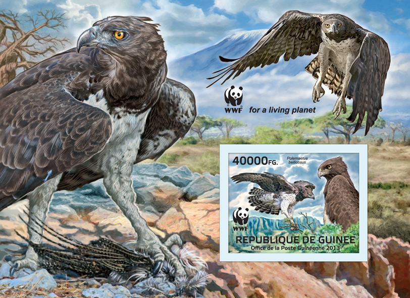 WWF - Birds of prey, (Polemaetus bellicosus). (souvenir sheet) - Issue of Guinée postage stamps